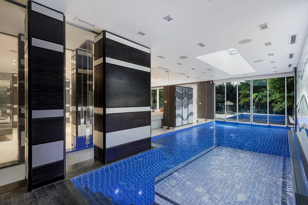 luxury detached house for sale in london england11.jpg