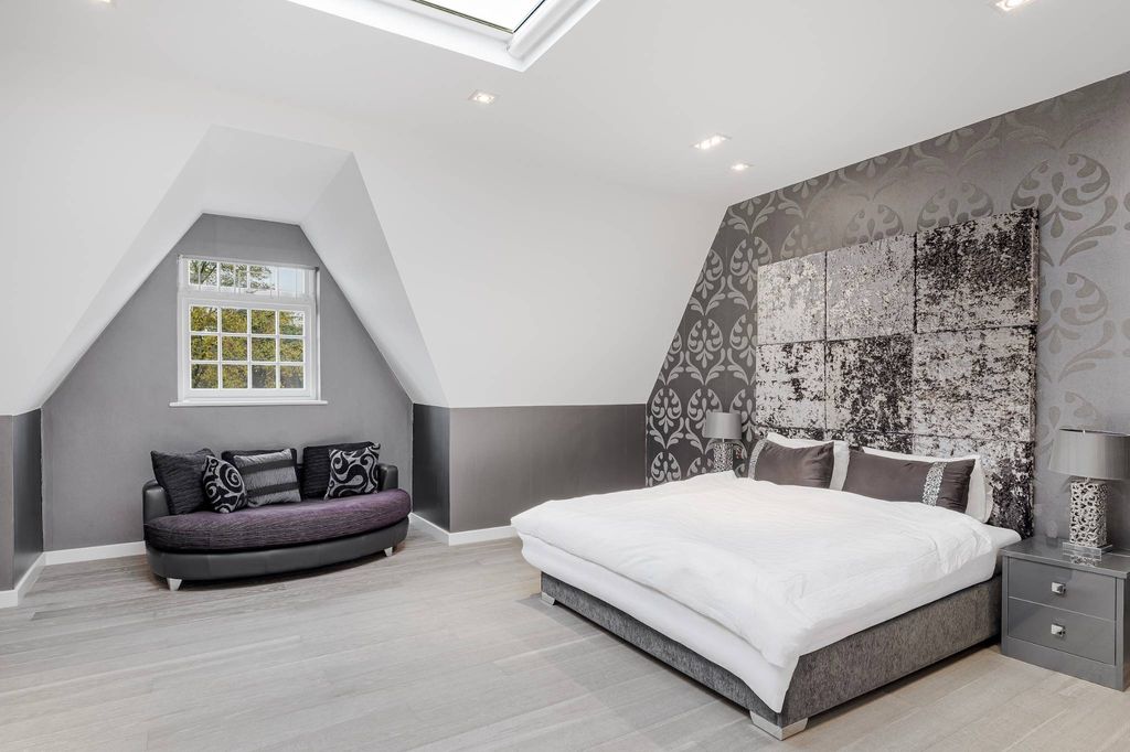 luxury detached house for sale in london england8.jpg
